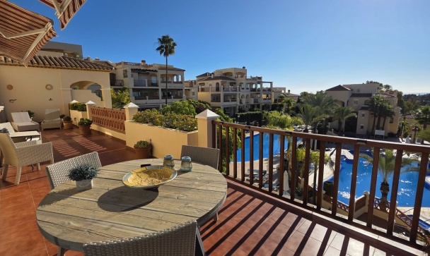 apartment - Resale - Estepona - Atalaya