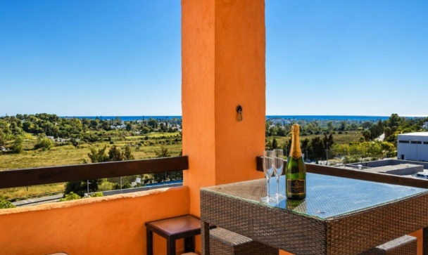 apartment - Resale - Estepona - Atalaya