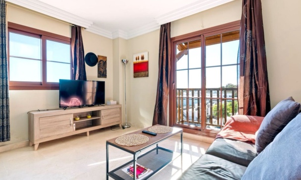 apartment - Resale - Estepona - Atalaya