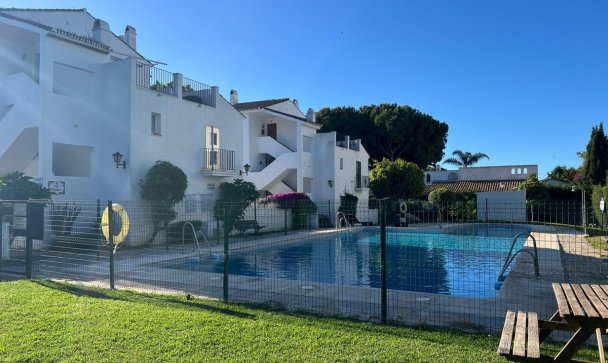 apartment - Resale - Estepona - Benamara