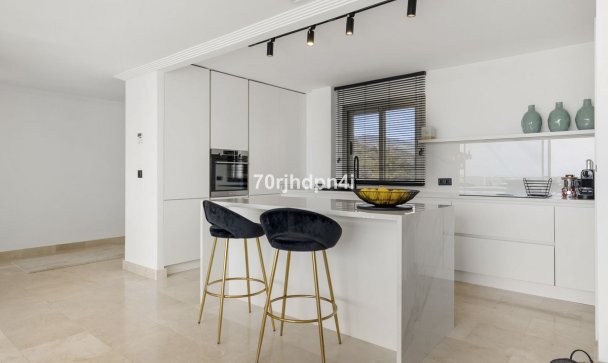 apartment - Resale - Estepona - Estepona Centro