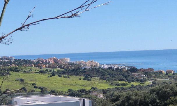 apartment - Resale - Estepona - Estepona Centro