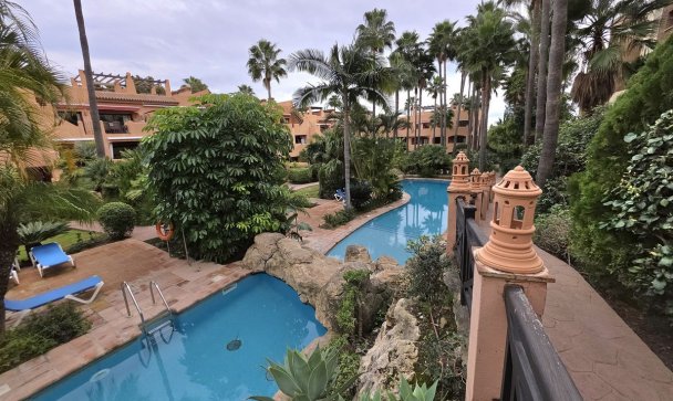 apartment - Resale - Estepona - Estepona Centro