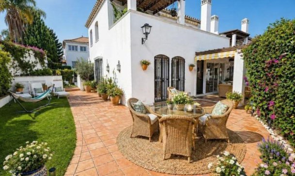 apartment - Resale - Estepona - Estepona Centro