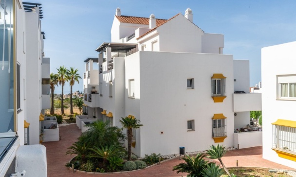 apartment - Resale - Estepona - Estepona Centro