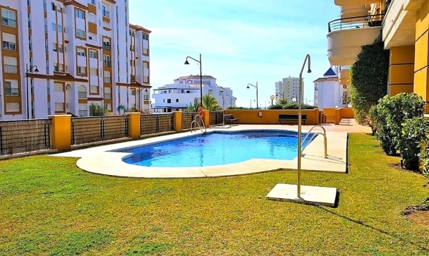 apartment - Resale - Estepona - Estepona Centro