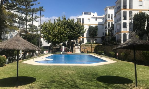 apartment - Resale - Estepona - Estepona Centro