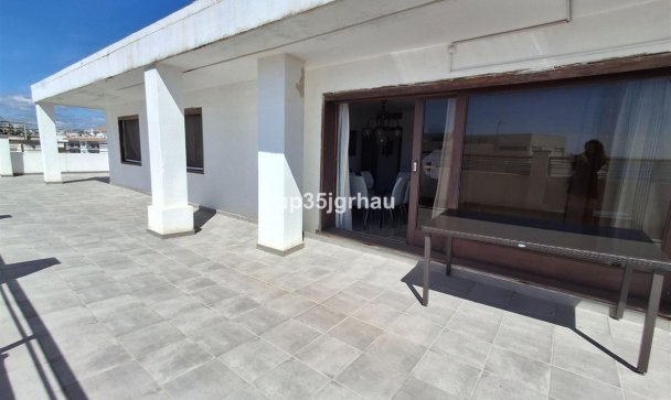 apartment - Resale - Estepona - Estepona Centro