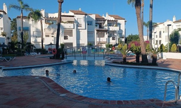apartment - Resale - Estepona - Estepona Centro