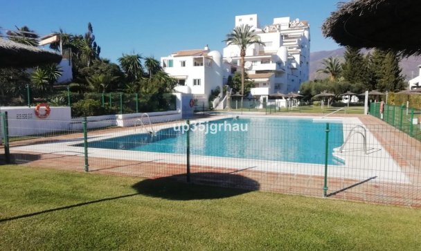 apartment - Resale - Estepona - Estepona Centro