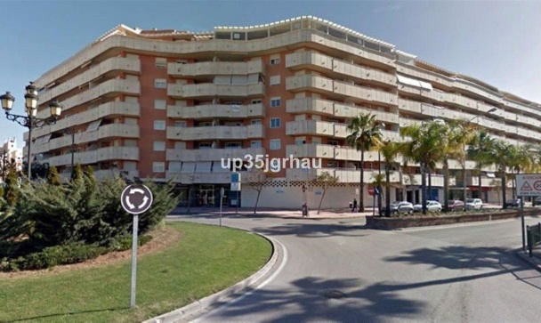 apartment - Resale - Estepona - Estepona Centro