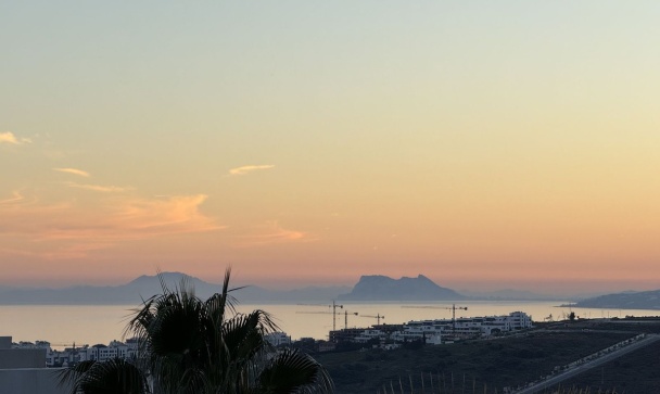 apartment - Resale - Estepona - Estepona Centro
