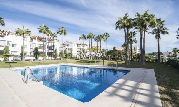 apartment - Resale - Estepona - Selwo