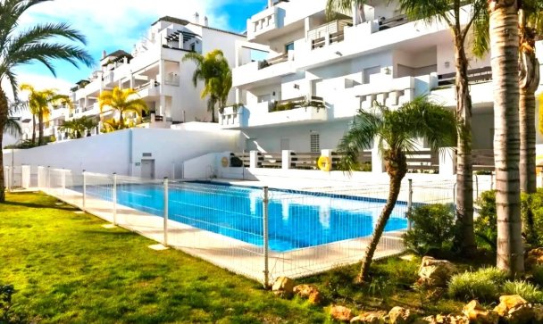 apartment - Resale - Estepona - Valle Romano
