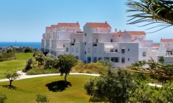 apartment - Resale - Estepona - Valle Romano
