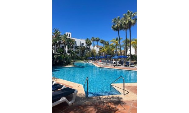 apartment - Resale - Marbella - Elviria