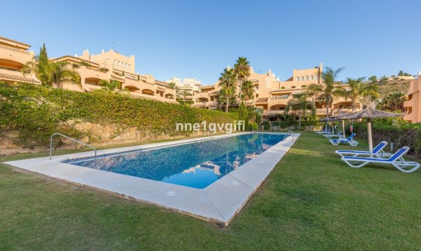 apartment - Resale - Marbella - Elviria