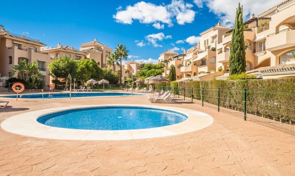 apartment - Resale - Marbella - Elviria