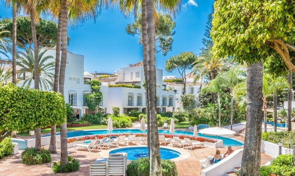 apartment - Resale - Marbella - Elviria