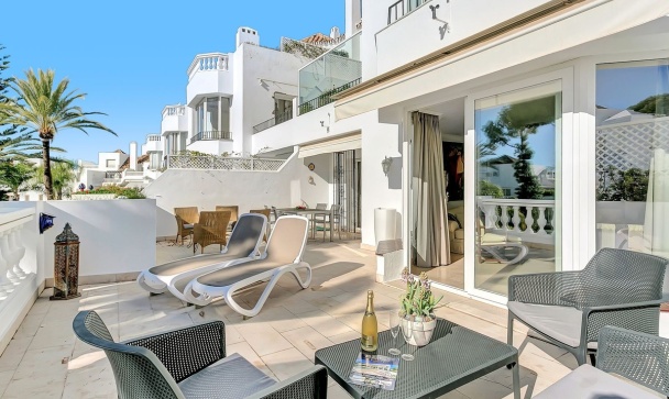 apartment - Resale - Marbella - Elviria