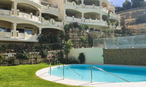 apartment - Resale - Marbella - Elviria