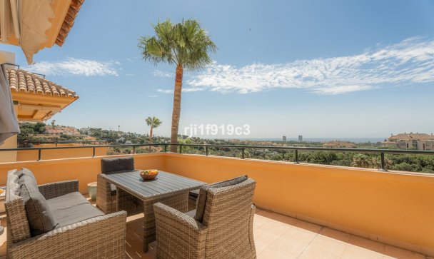 apartment - Resale - Marbella - Elviria