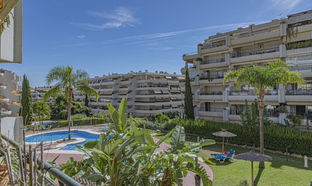 apartment - Resale - Marbella - Guadalmina Alta