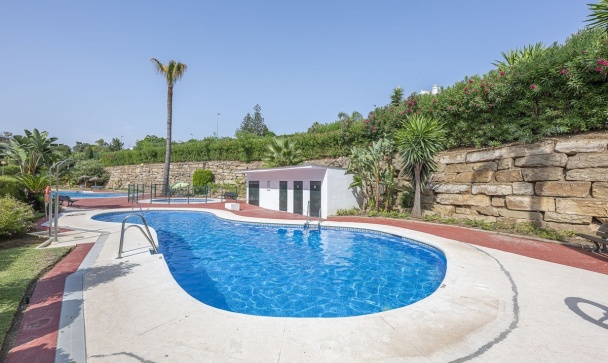 apartment - Resale - Marbella - Guadalmina Alta