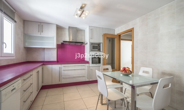 apartment - Resale - Marbella - Nueva Andalucía