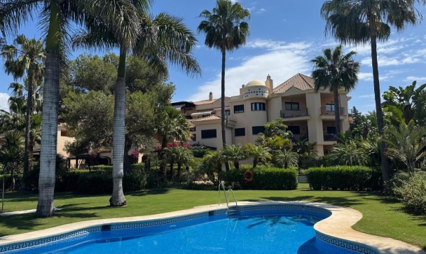 apartment - Resale - Marbella - Puerto Banús