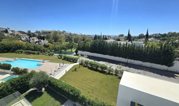apartment - Wiederverkauf - Benahavís - Benahavís Centro