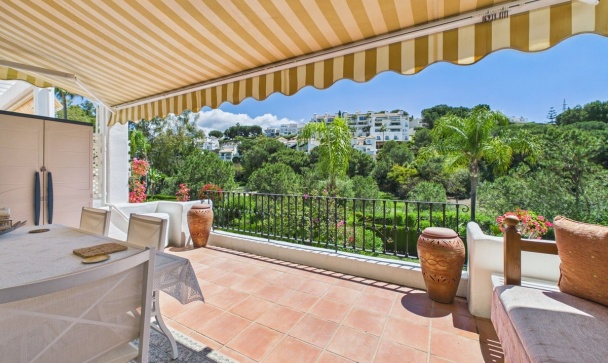 apartment - Wiederverkauf - Benahavís - Benahavís Centro
