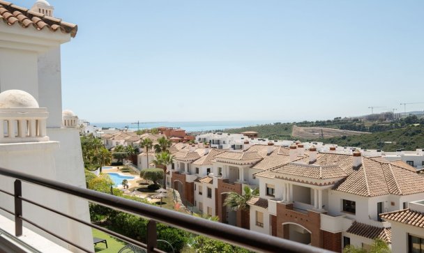 apartment - Wiederverkauf - Casares - Casares Centro