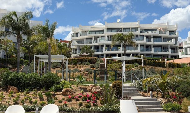 apartment - Wiederverkauf - Casares - Casares Centro