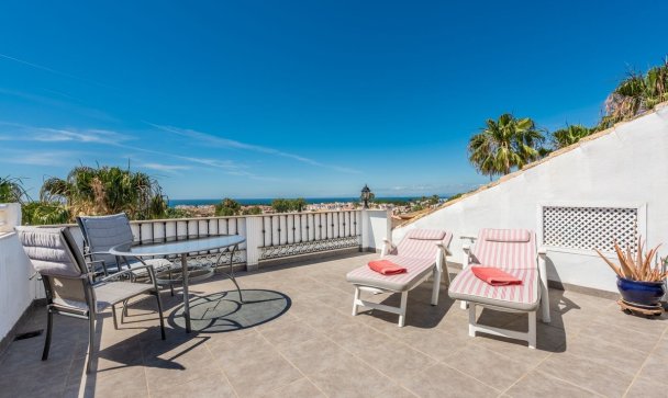 apartment - Wiederverkauf - Estepona - Atalaya