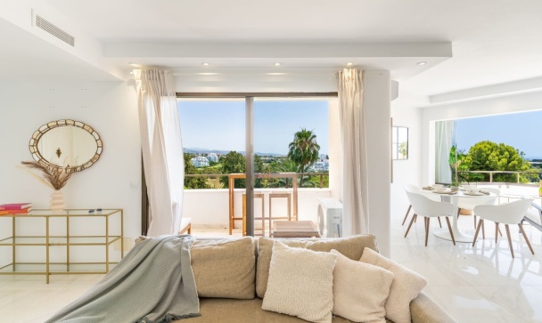 apartment - Wiederverkauf - Estepona - Atalaya