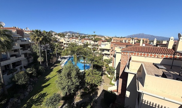 apartment - Wiederverkauf - Estepona - Bel Air