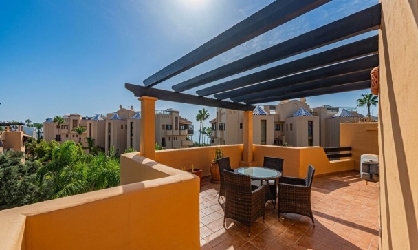 apartment - Wiederverkauf - Estepona - Costalita