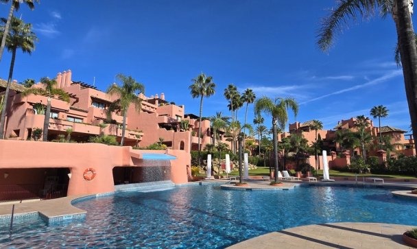 apartment - Wiederverkauf - Estepona - Estepona Centro
