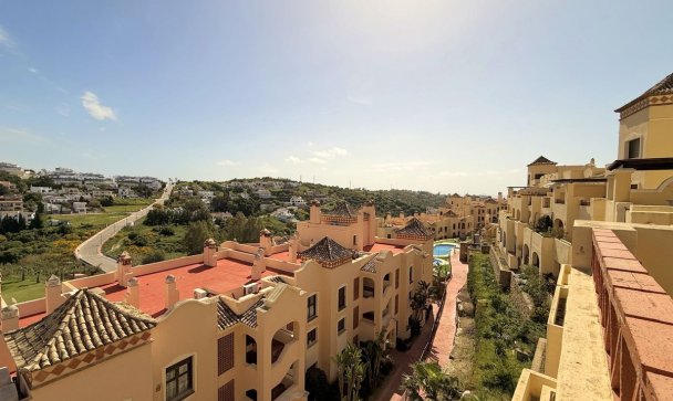 apartment - Wiederverkauf - Estepona - Estepona Centro