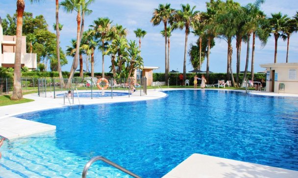 apartment - Wiederverkauf - Estepona - Estepona Centro