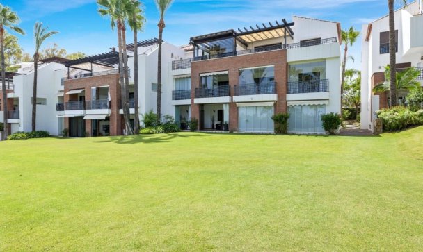 apartment - Wiederverkauf - Estepona - Estepona Centro