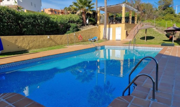 apartment - Wiederverkauf - Estepona - Estepona Centro