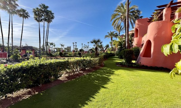 apartment - Wiederverkauf - Estepona - Estepona Centro