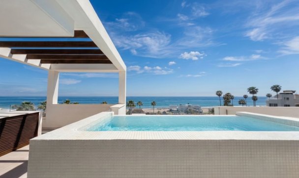 apartment - Wiederverkauf - Estepona - Estepona Centro