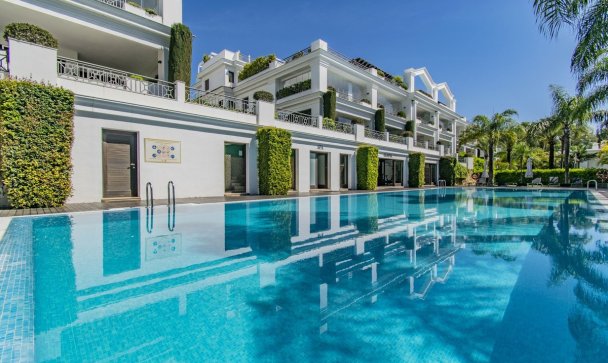 apartment - Wiederverkauf - Estepona - Estepona Centro