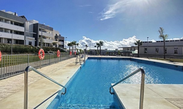 apartment - Wiederverkauf - Estepona - Estepona Centro
