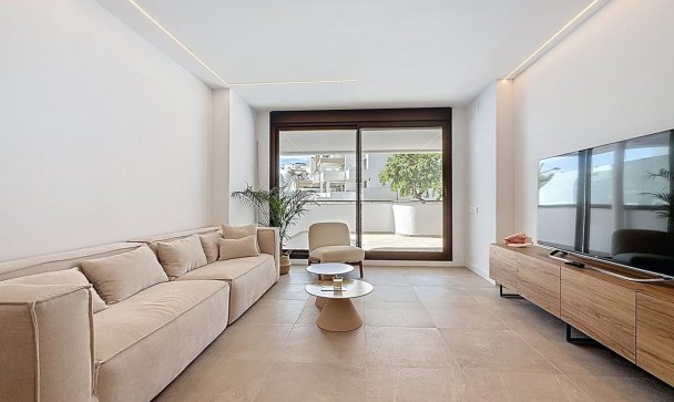 apartment - Wiederverkauf - Estepona - Estepona Centro