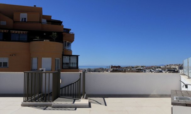 apartment - Wiederverkauf - Estepona - Estepona Centro
