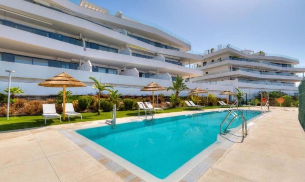 apartment - Wiederverkauf - Estepona - Estepona Centro
